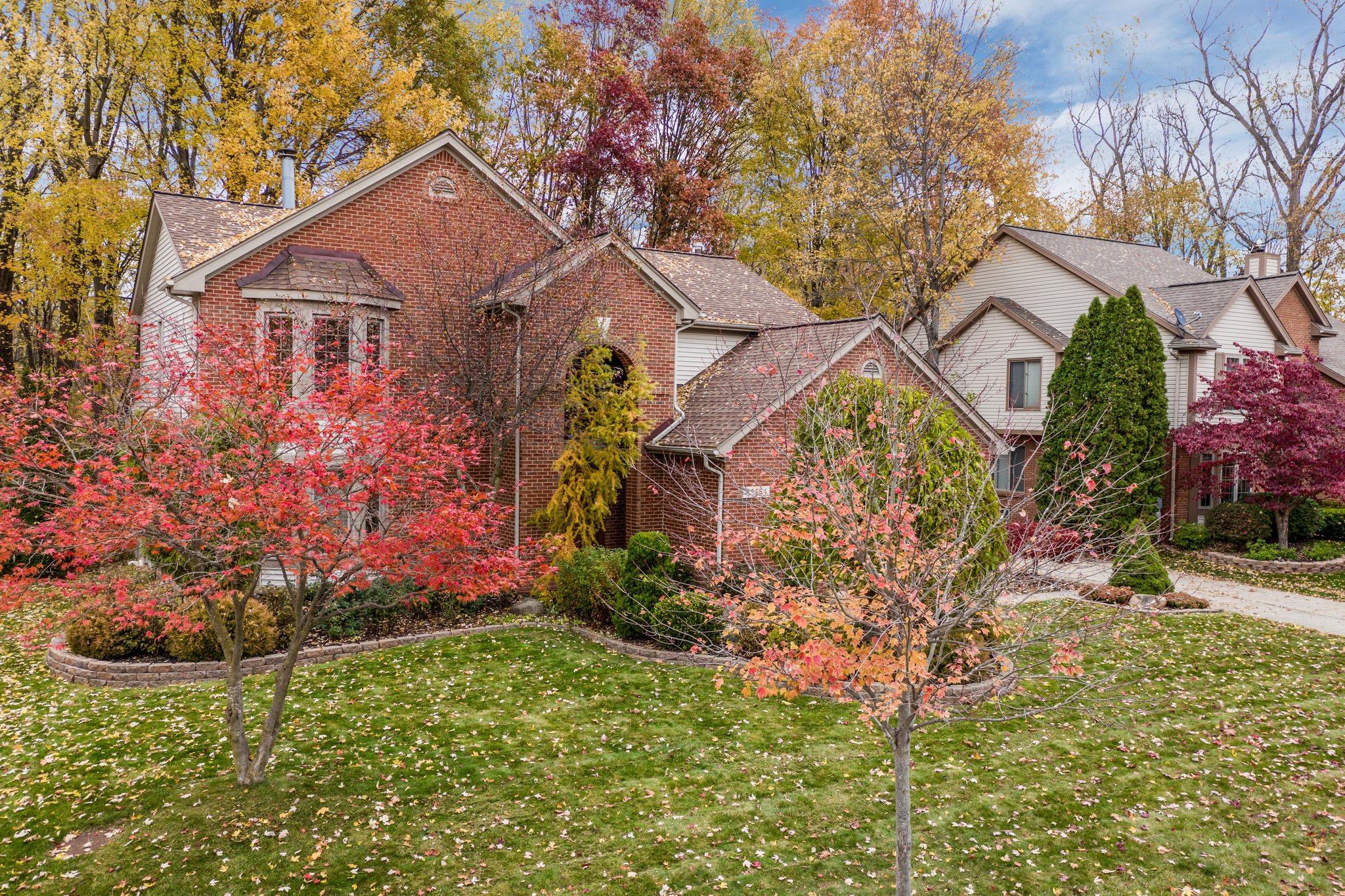  42154 Woodcreek Ln, Canton, MI 48188, US Photo 30
