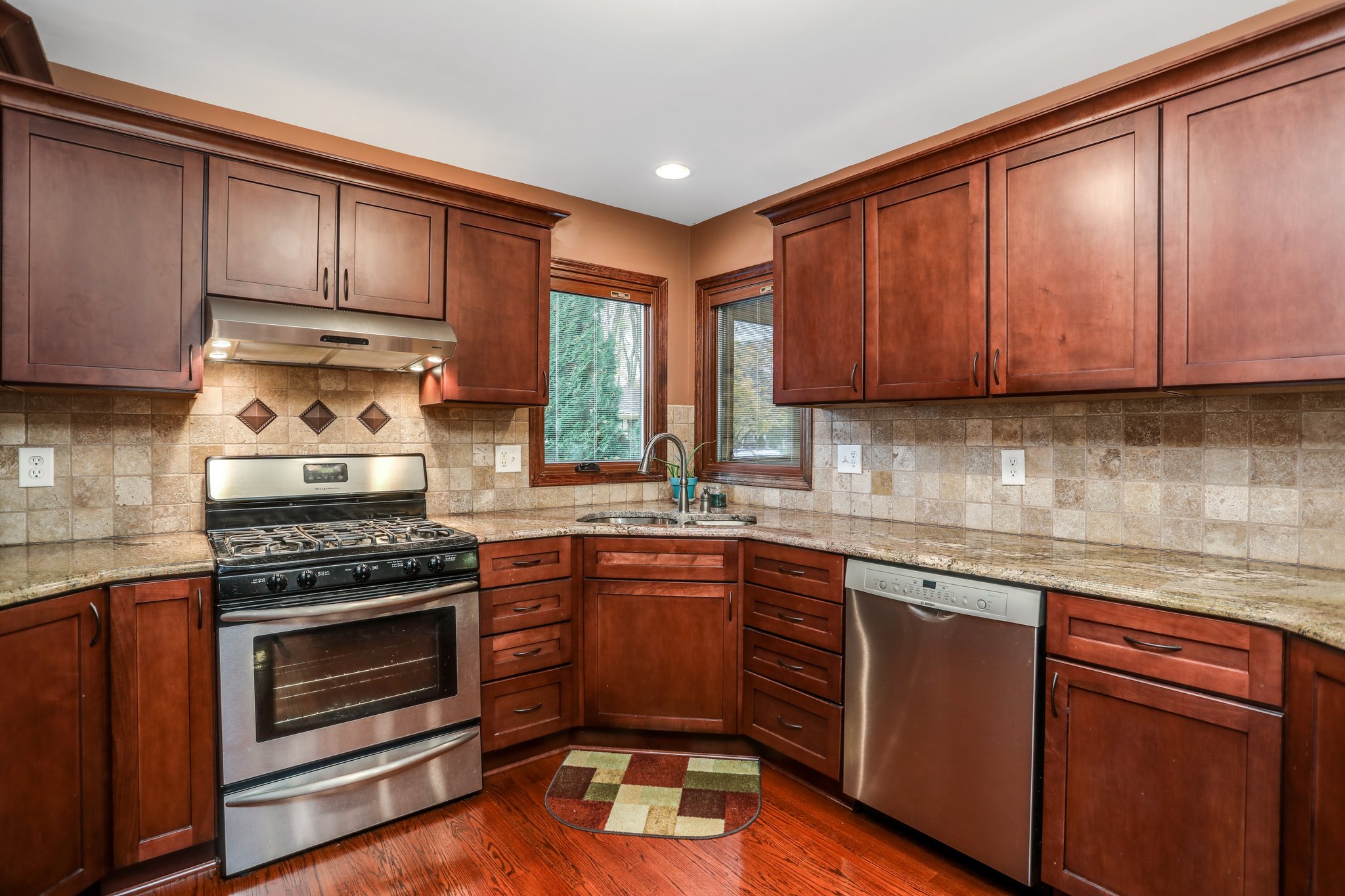 42154 Woodcreek Ln, Canton, MI 48188, US Photo 12