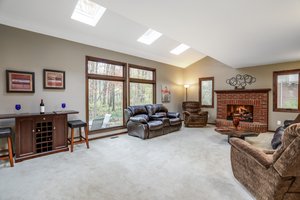  42154 Woodcreek Ln, Canton, MI 48188, US Photo 6