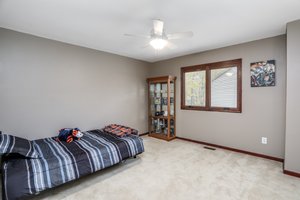  42154 Woodcreek Ln, Canton, MI 48188, US Photo 19