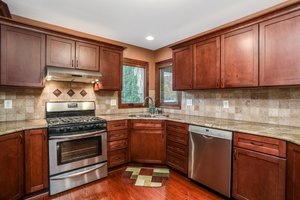  42154 Woodcreek Ln, Canton, MI 48188, US Photo 11