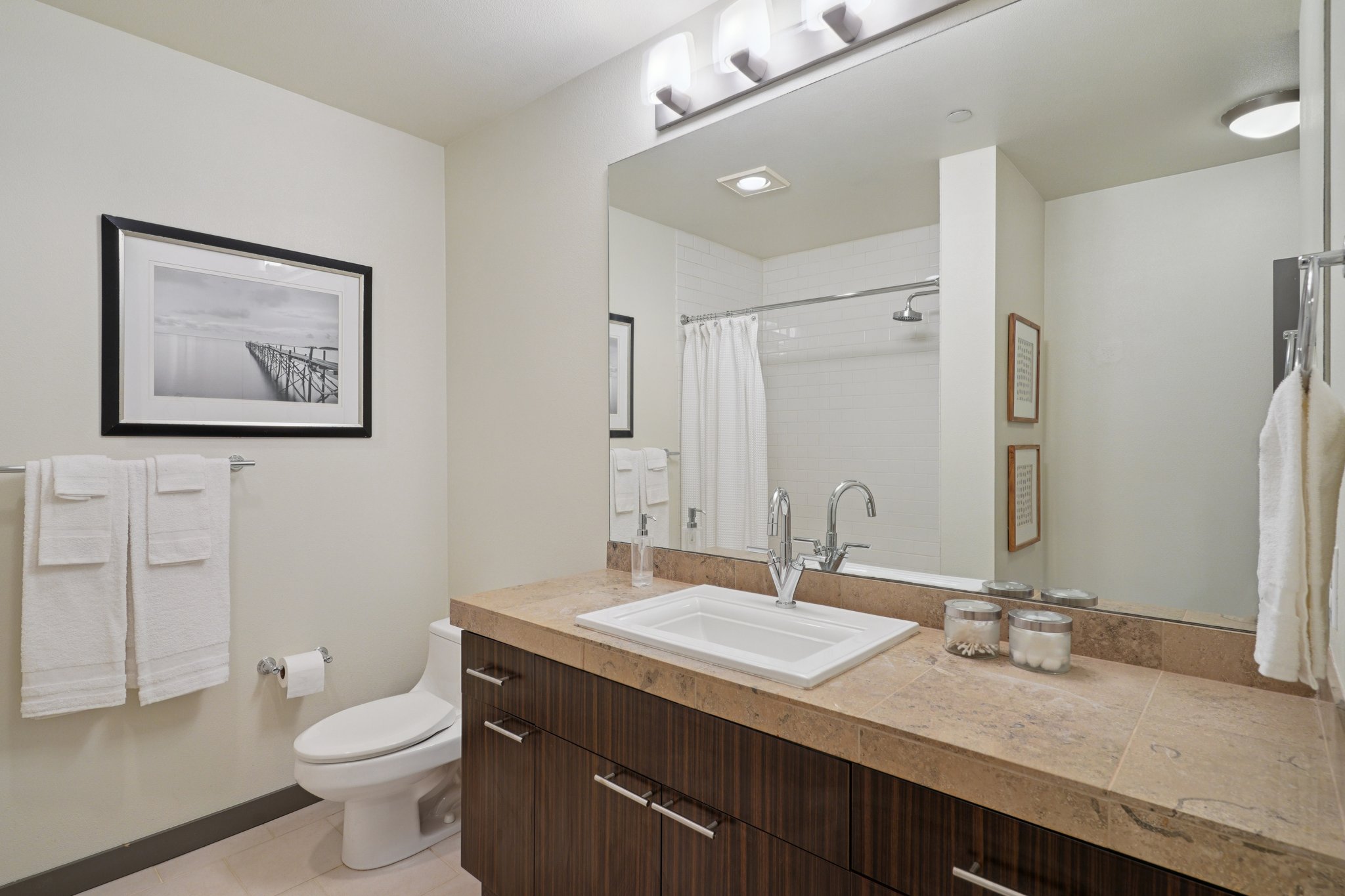 Fremont Ave N 2-S2708-029.jpg