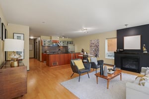 Fremont Ave N 2-S2708-010.jpg