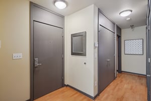 Fremont Ave N 2-S2708-021.jpg