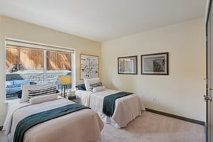 Fremont Ave N 2-S2708-023.jpg