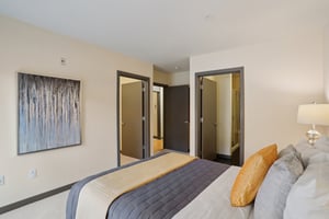 Fremont Ave N 2-S2708-026.jpg