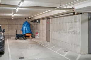 Fremont Ave N 2-S2708-035.jpg