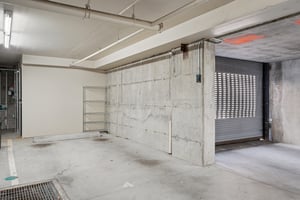 Fremont Ave N 2-S2708-036.jpg