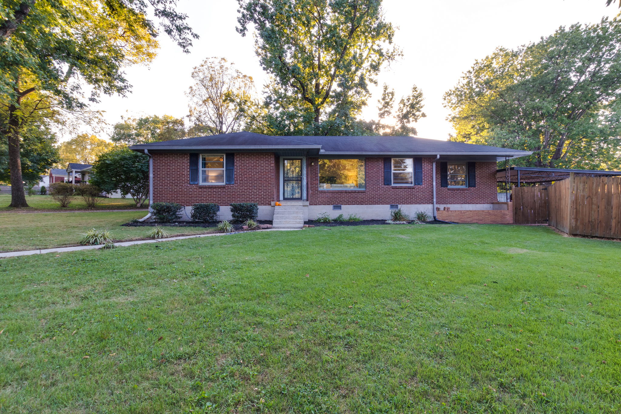 4217 Saunders Ave, Nashville, TN 37216 Nathan Mantor Photography