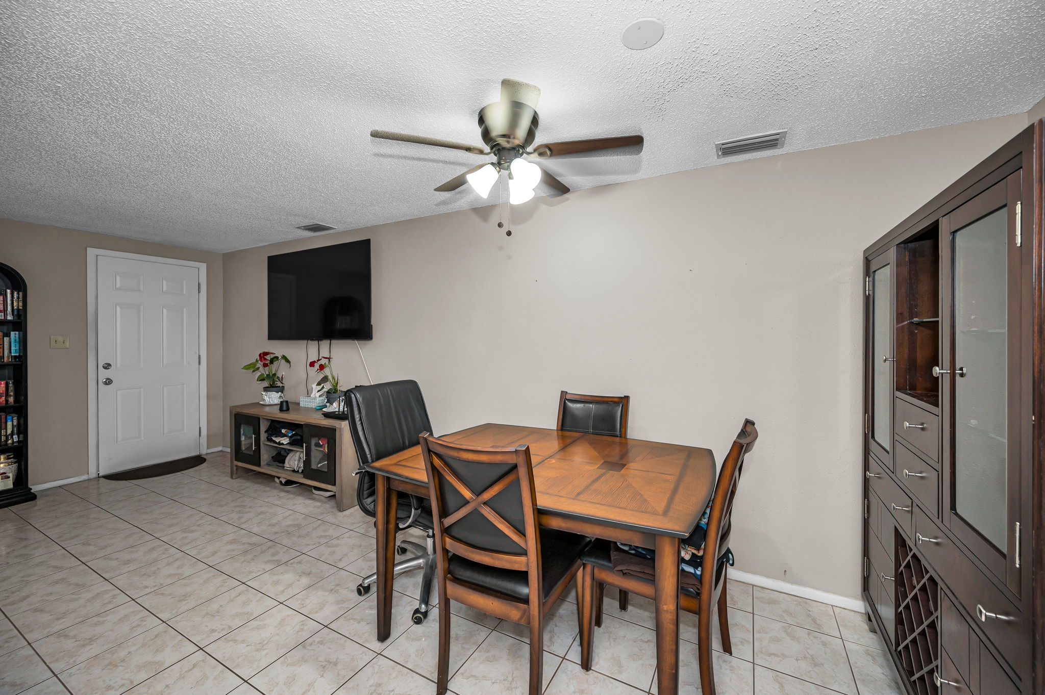Dining Room1