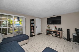 Living Room4