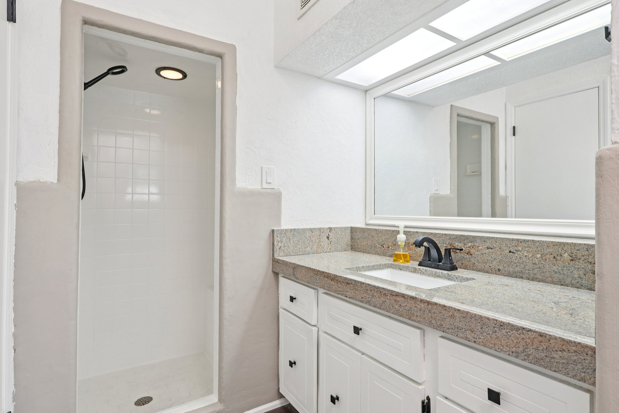 Magnolia Ave-S0303-025.jpg