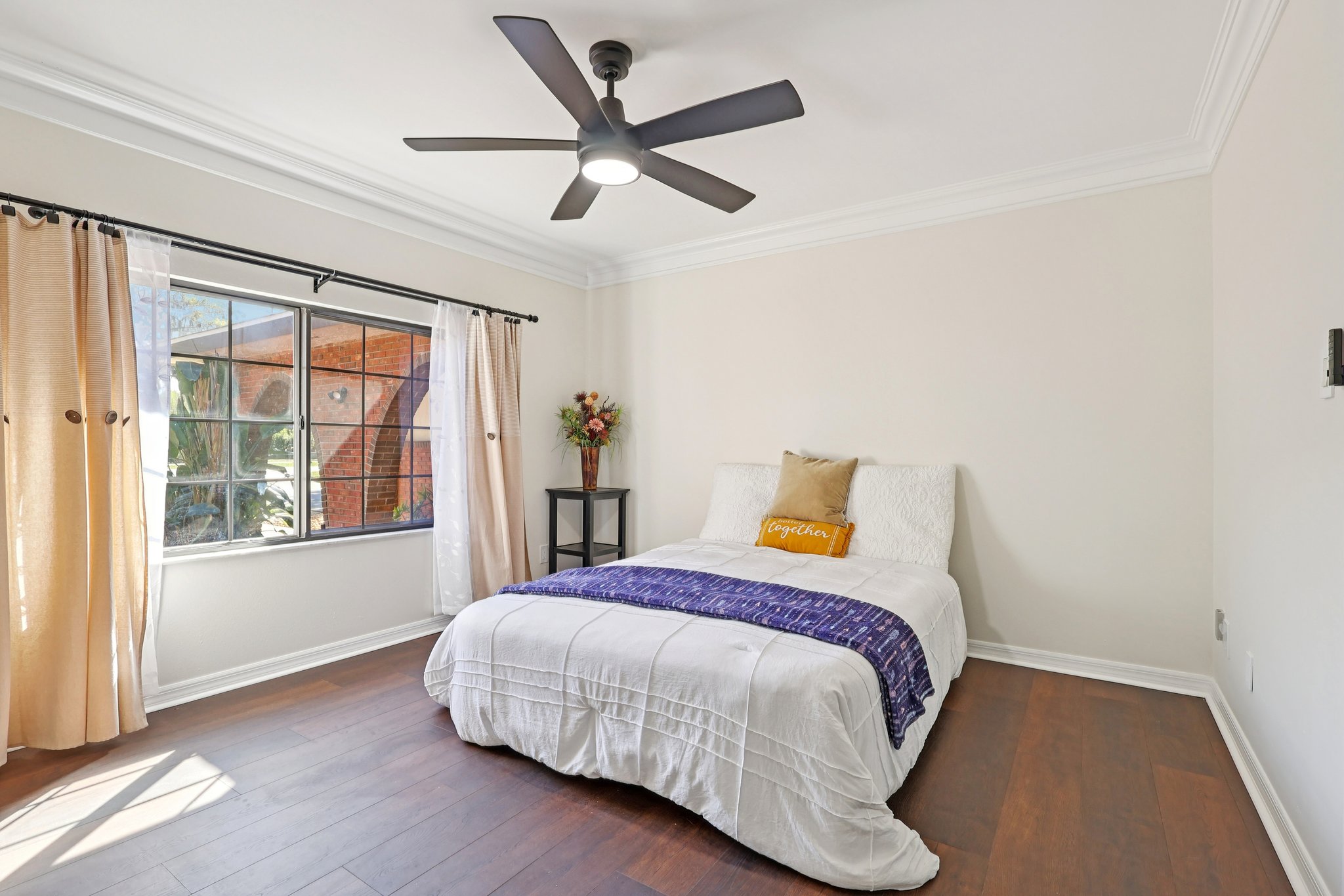 Magnolia Ave-S0303-027.jpg