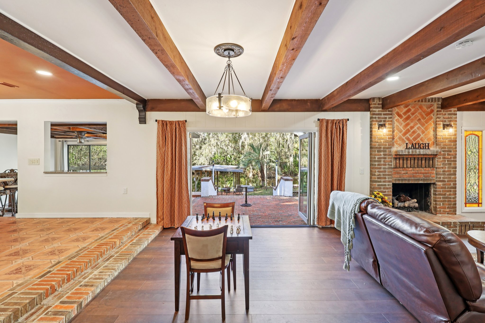 Magnolia Ave-S0303-038.jpg