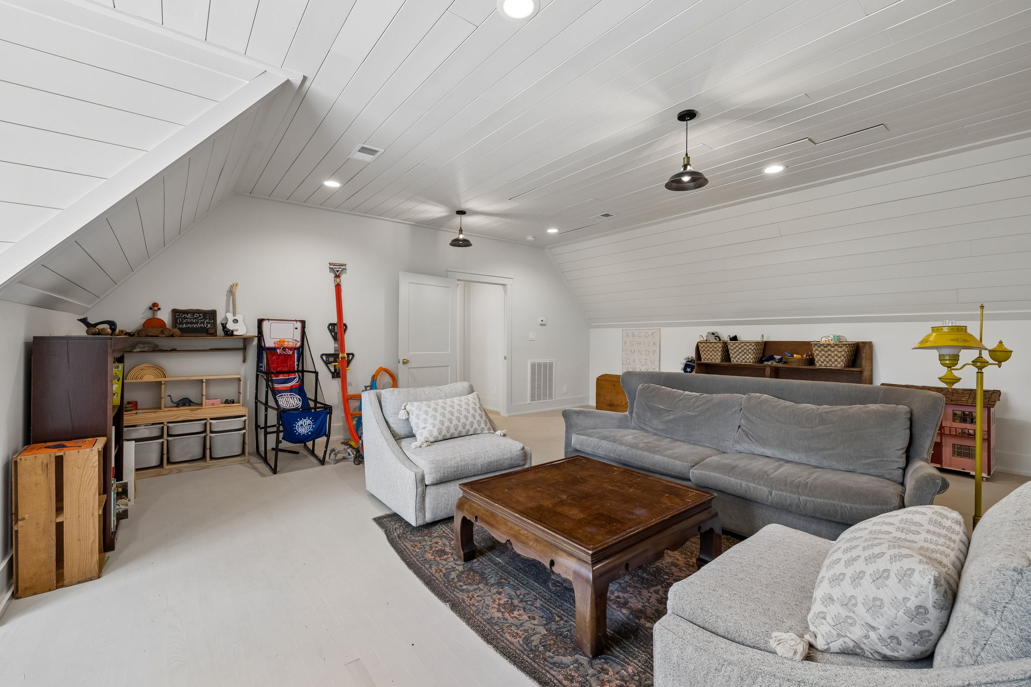  Photo 102
