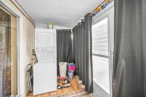 Sun Room and Laundry1b