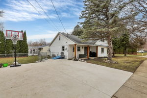  Photo 28