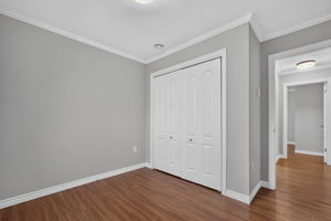  Photo 44