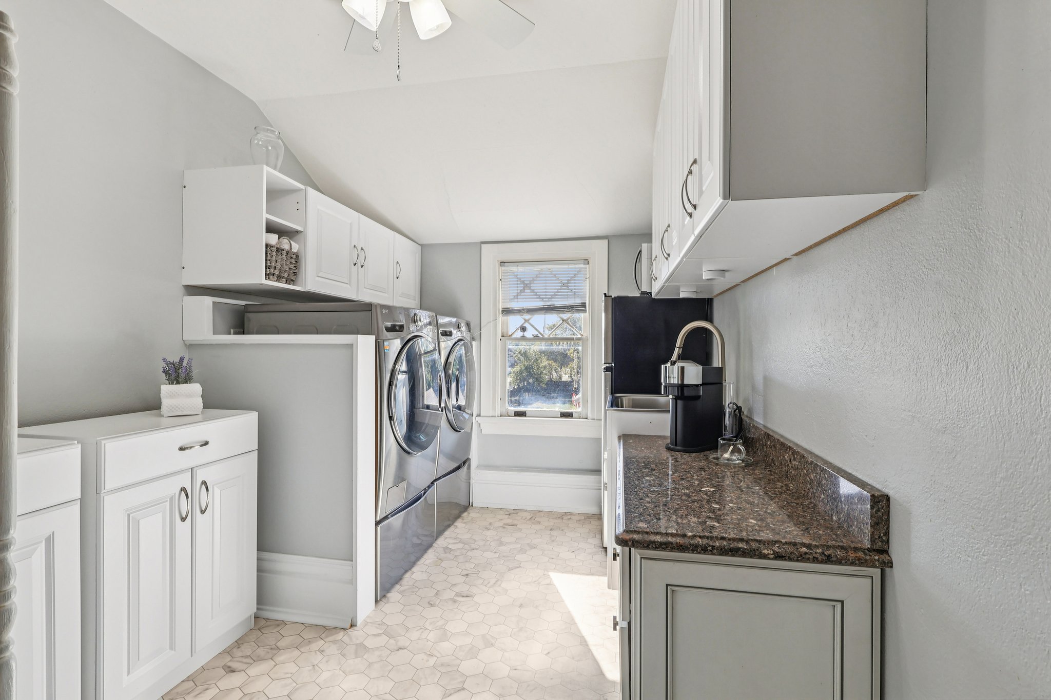 S Center St-S1003-026.jpg