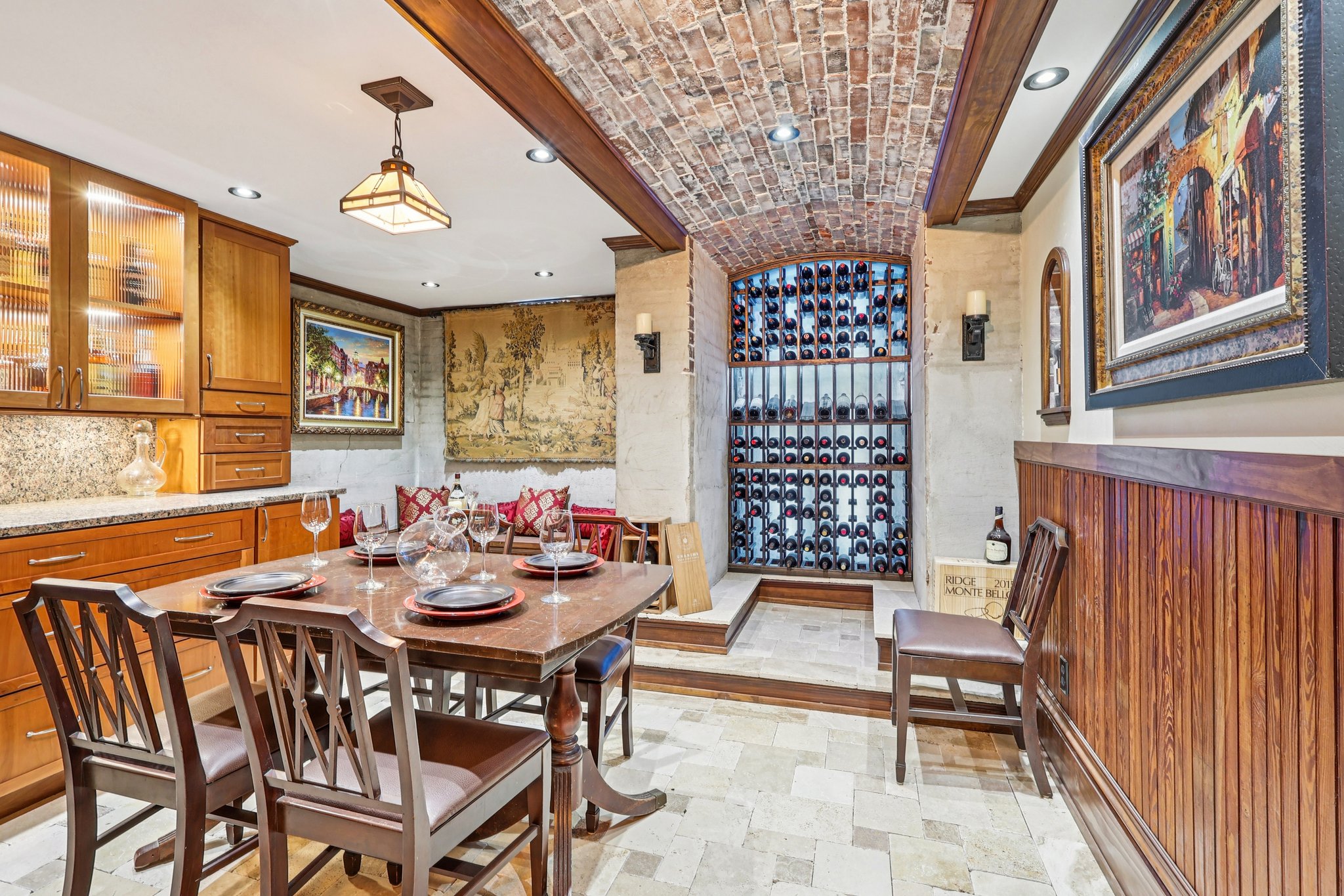 S Center St-S1003-035.jpg