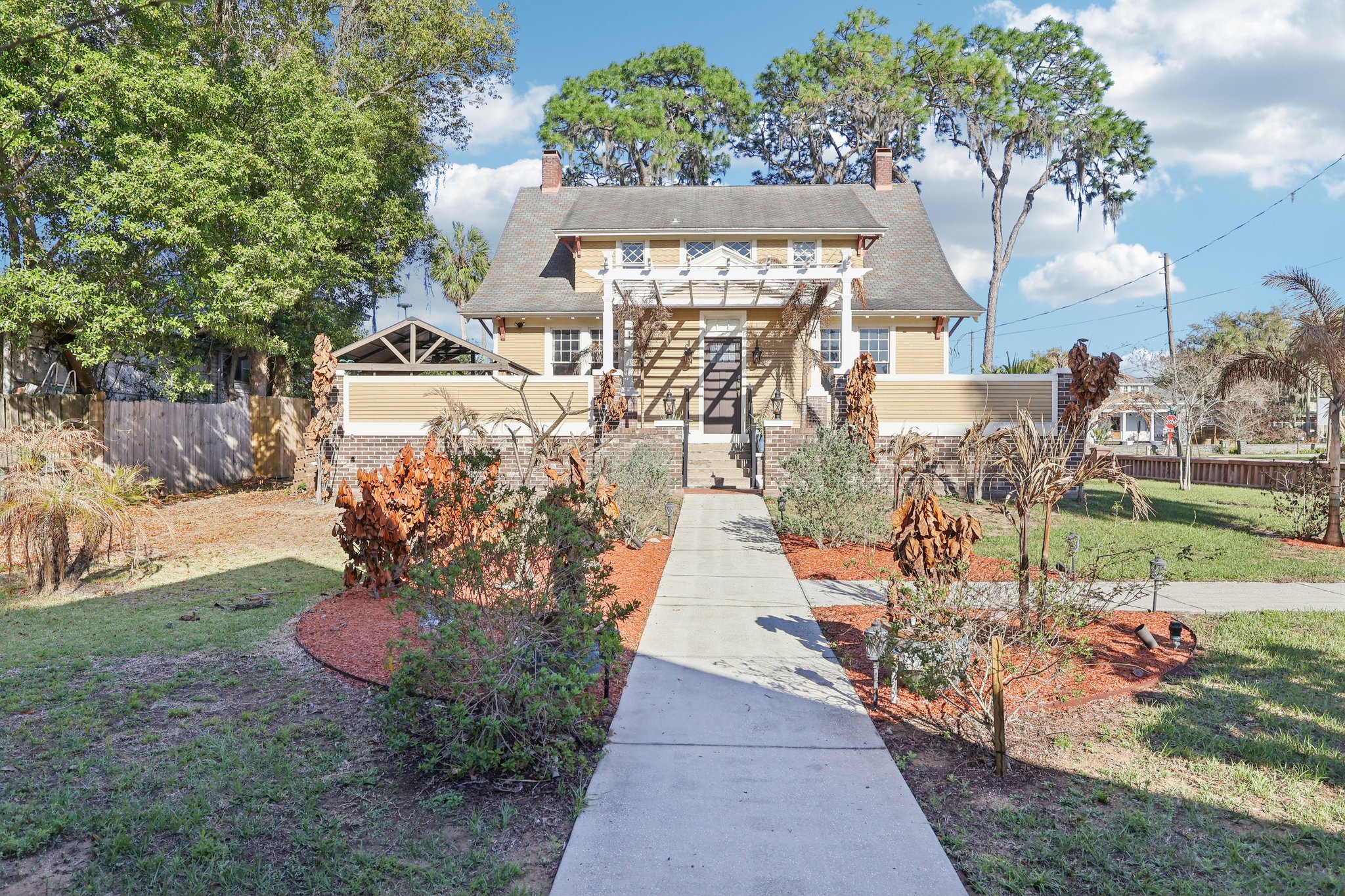 S Center St-S1003-045.jpg