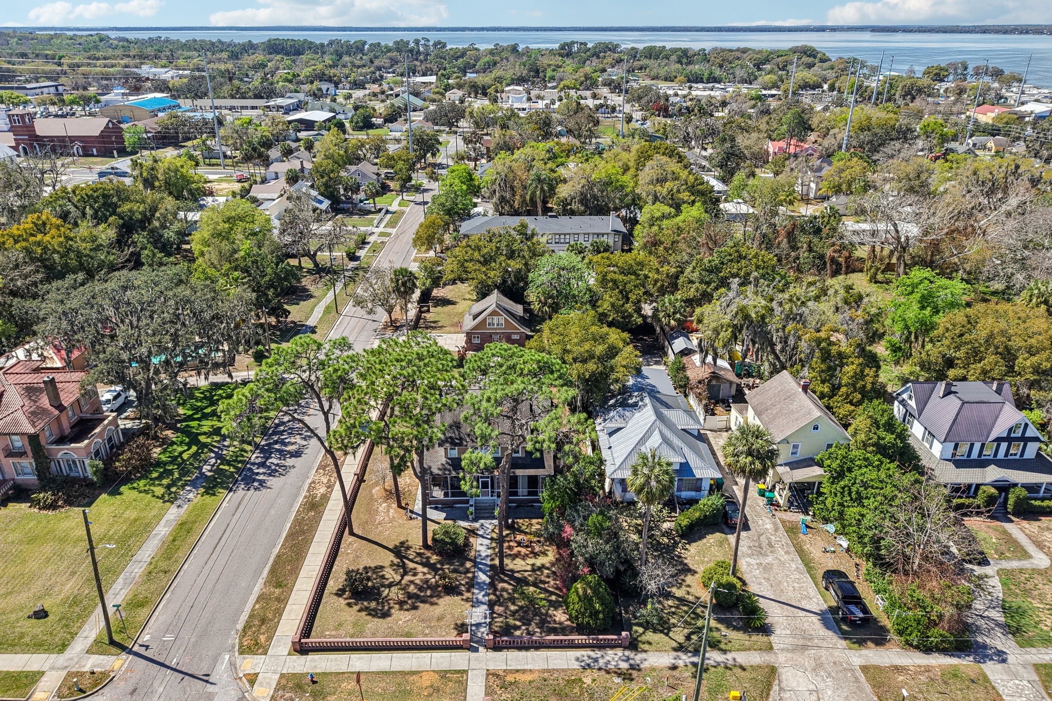 S Center St-S1003-056.jpg