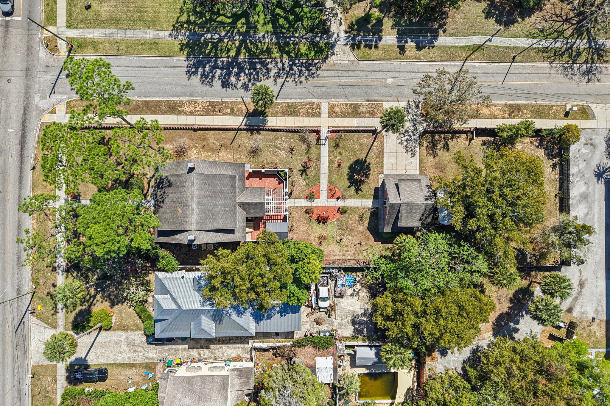 S Center St-S1003-061.jpg