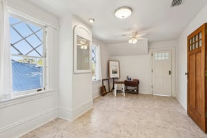 S Center St-S1003-031.jpg