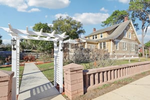 S Center St-S1003-044.jpg