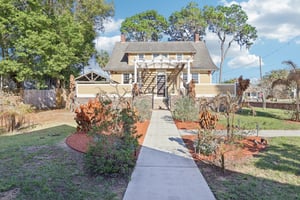 S Center St-S1003-045.jpg