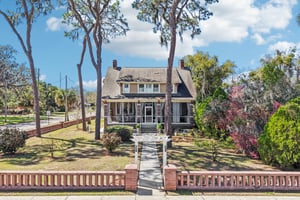 S Center St-S1003-050.jpg