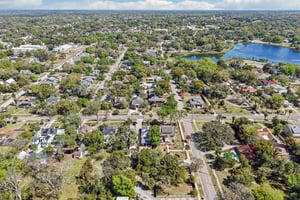 S Center St-S1003-059.jpg