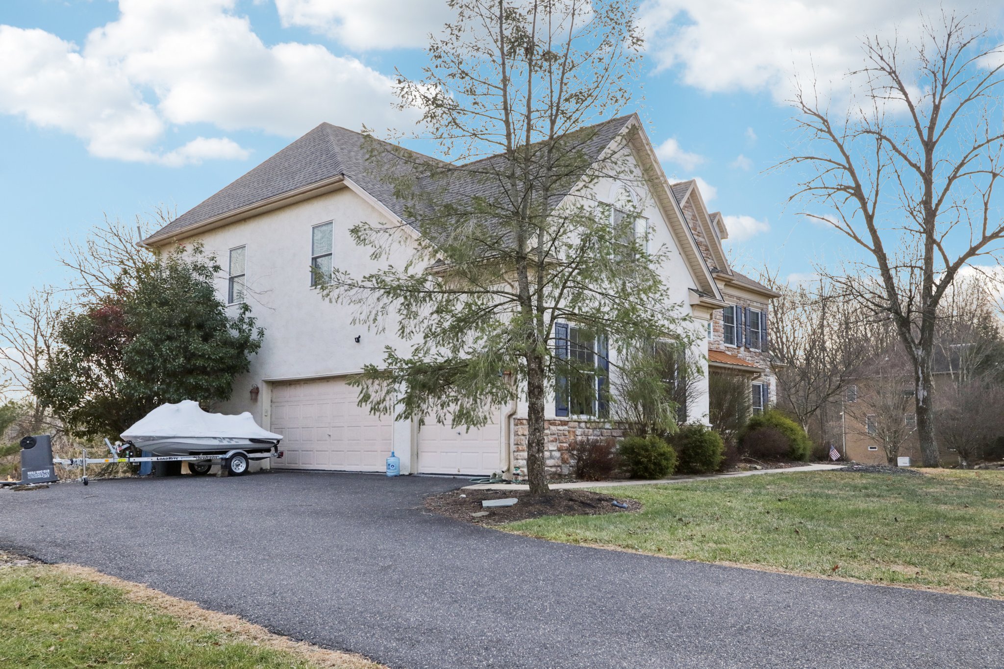 Lotus Ln-S2312-002.jpg