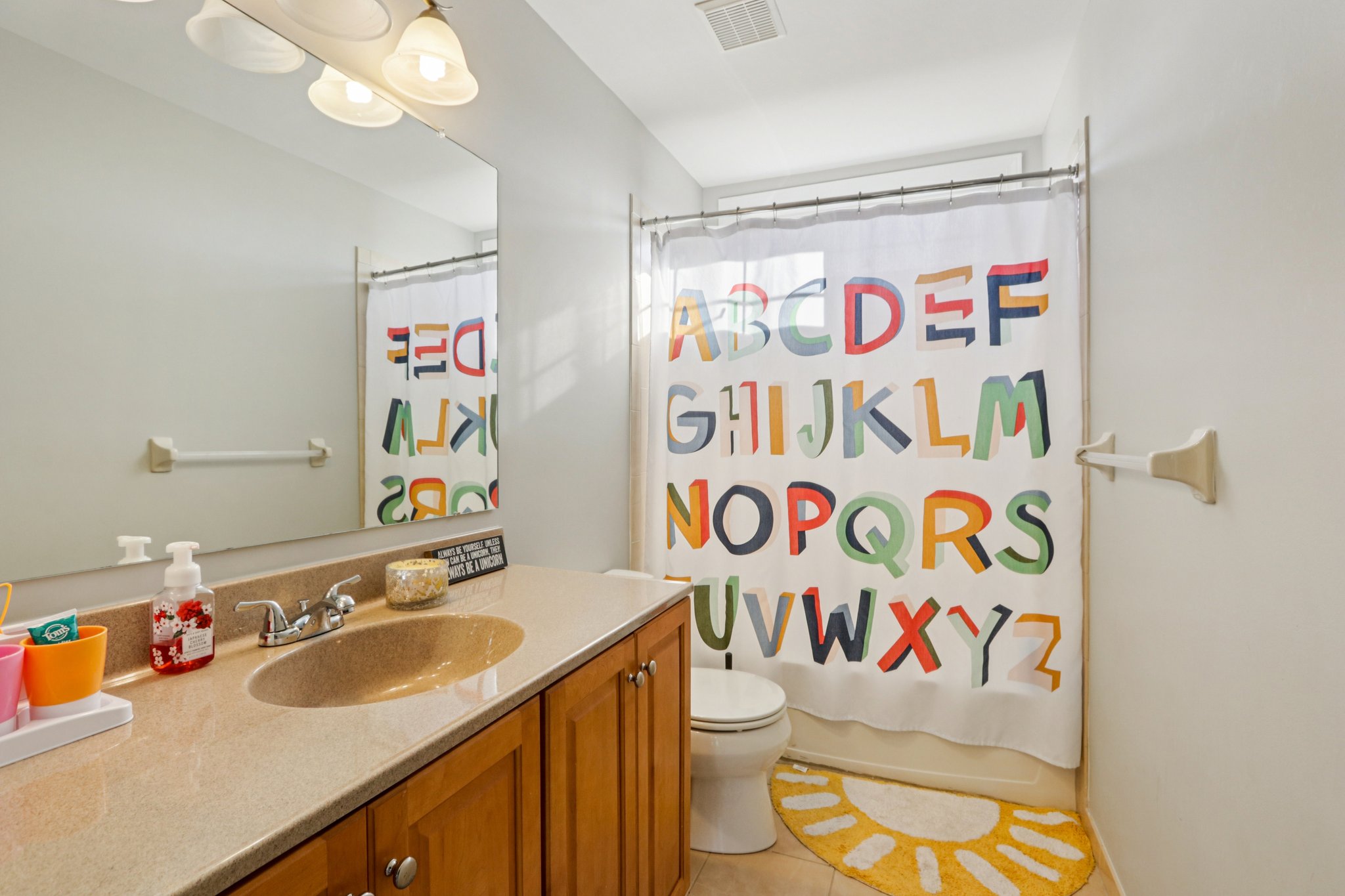 Lotus Ln-S2312-058.jpg