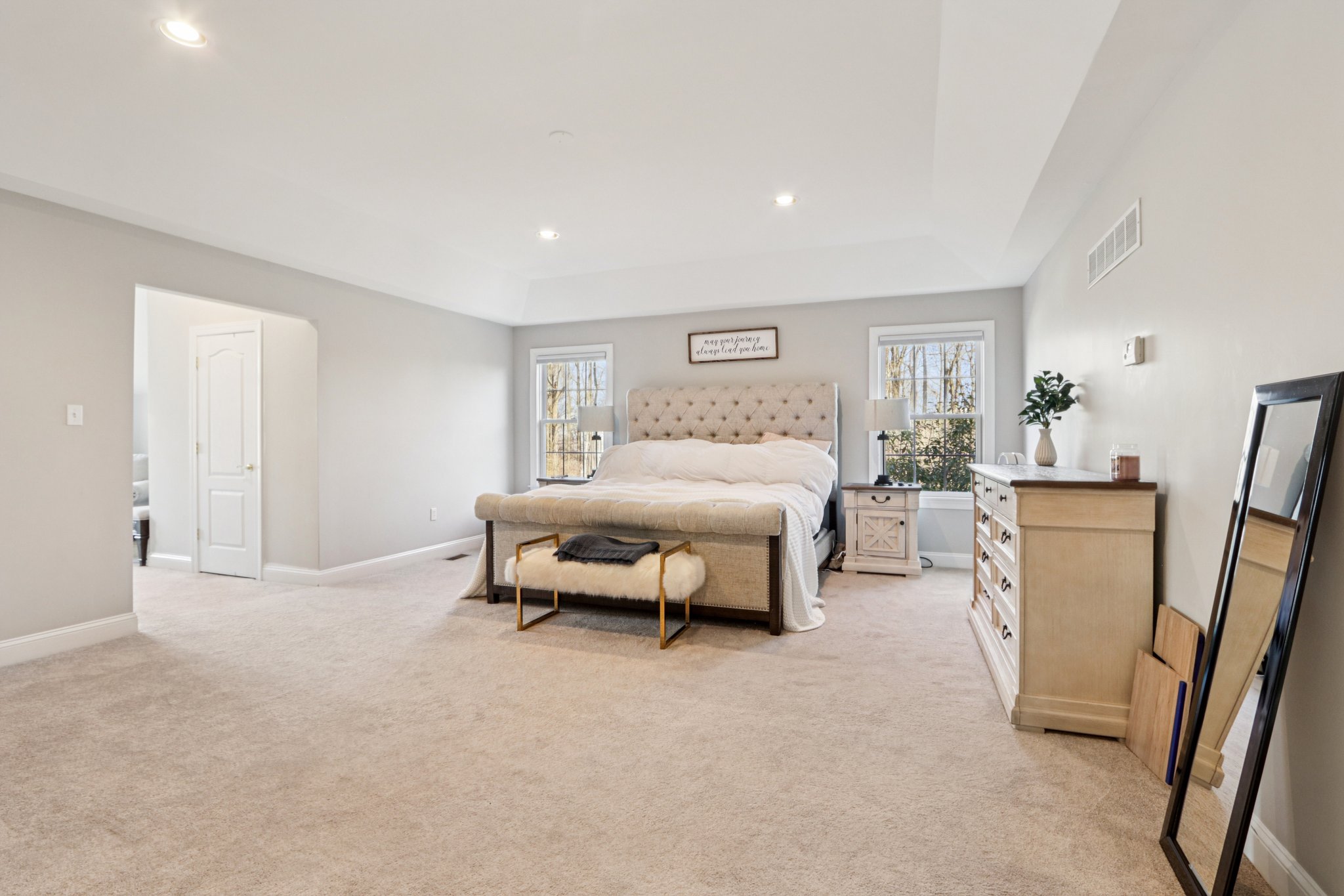 Lotus Ln-S2312-068.jpg