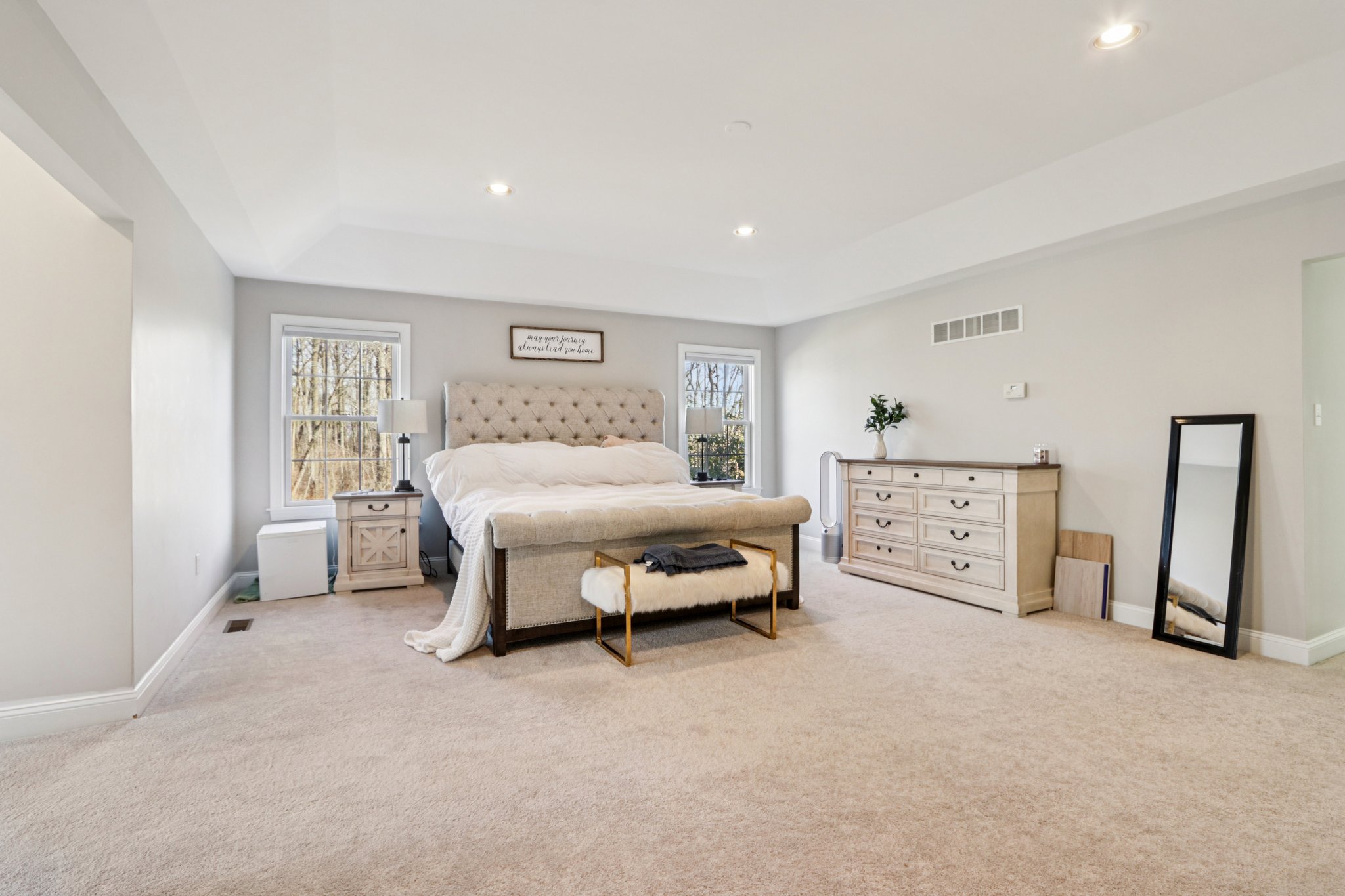 Lotus Ln-S2312-069.jpg