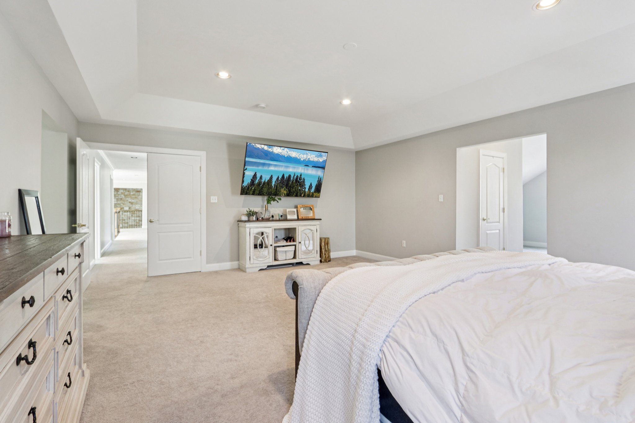 Lotus Ln-S2312-071.jpg