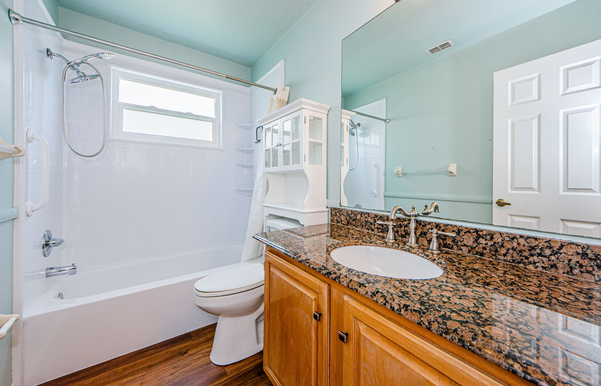 Bathroom 2a