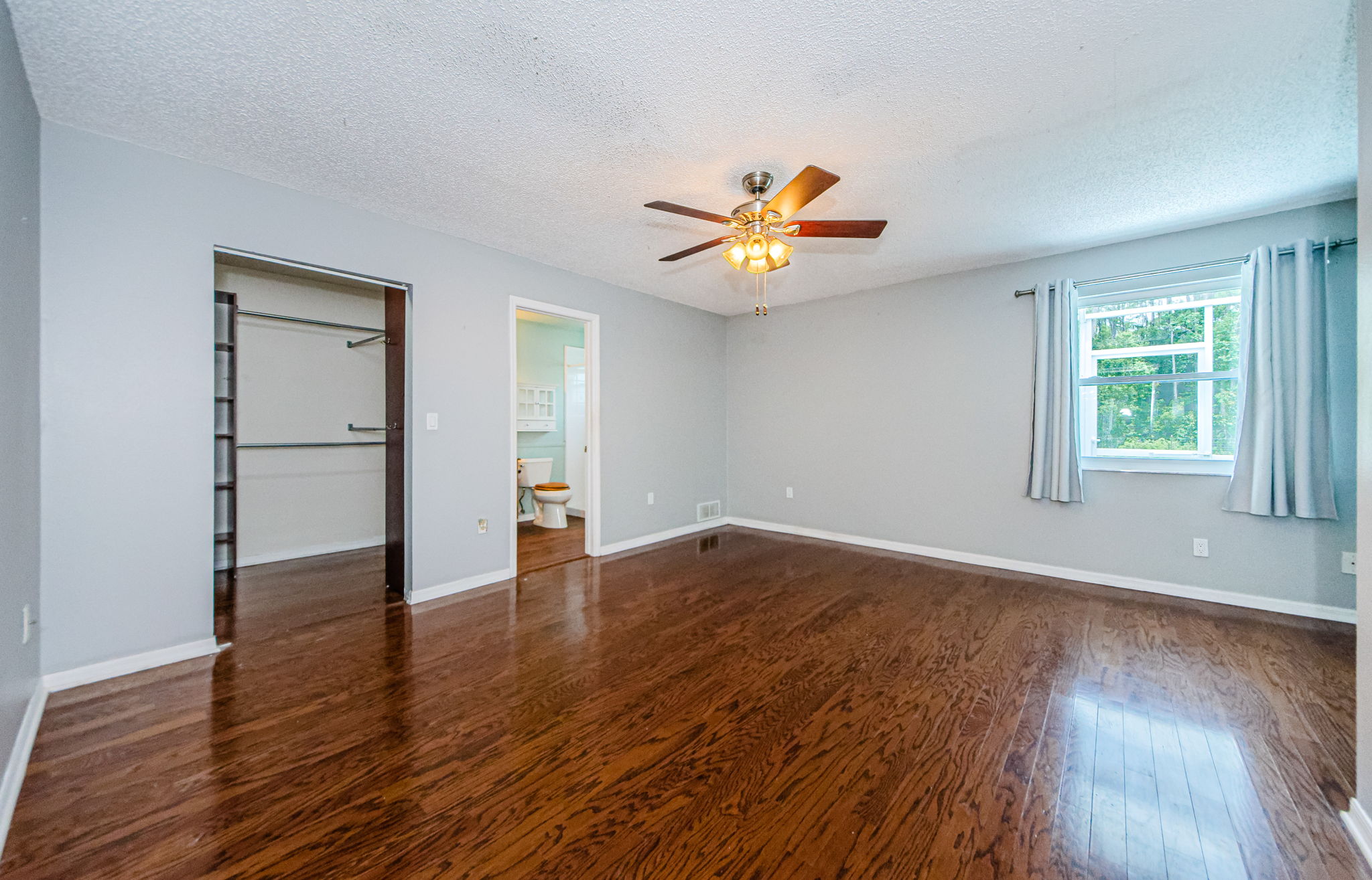 Master Bedroom 1a