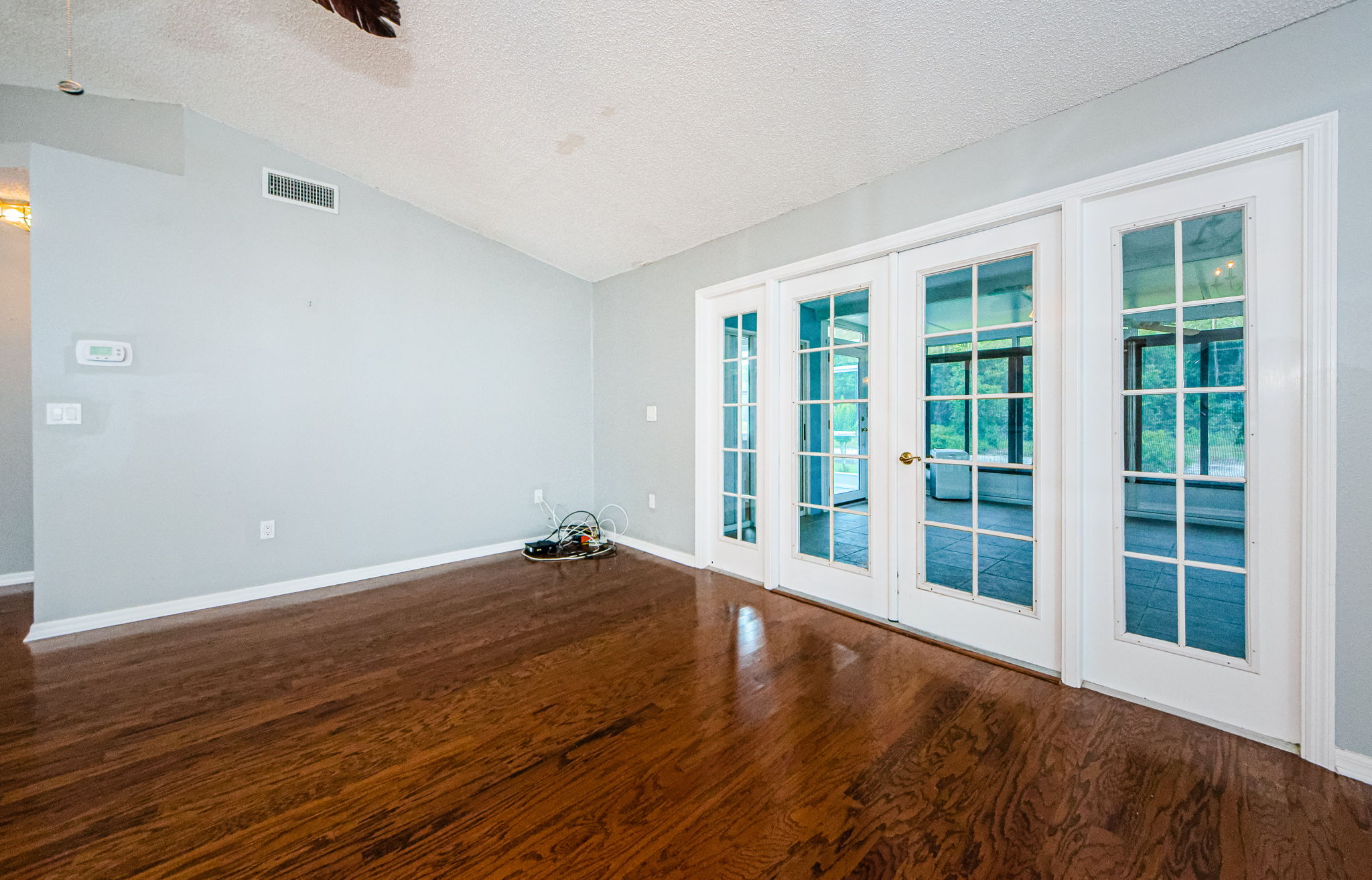 Family Room 4