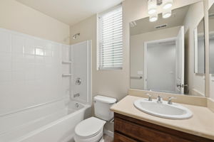 029_F8_4220 Providence Terrace