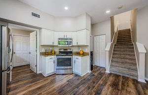 Kitchen 4