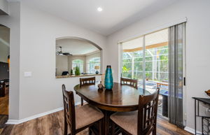Kitchen Eat-In 2