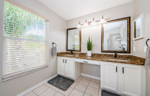 Upper Level Master Bathroom 1b