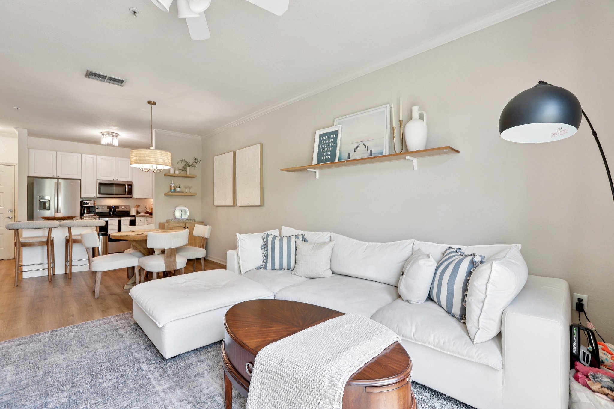 W Spruce St 2309-S1804-008.jpg