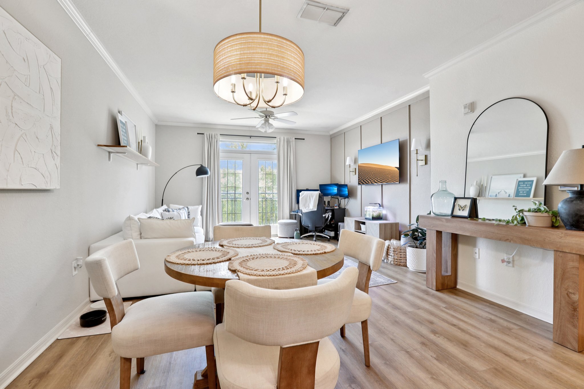 W Spruce St 2309-S1804-012.jpg