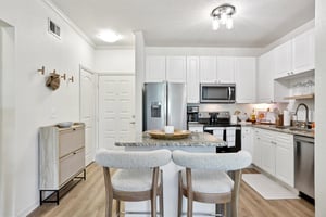 W Spruce St 2309-S1804-015.jpg