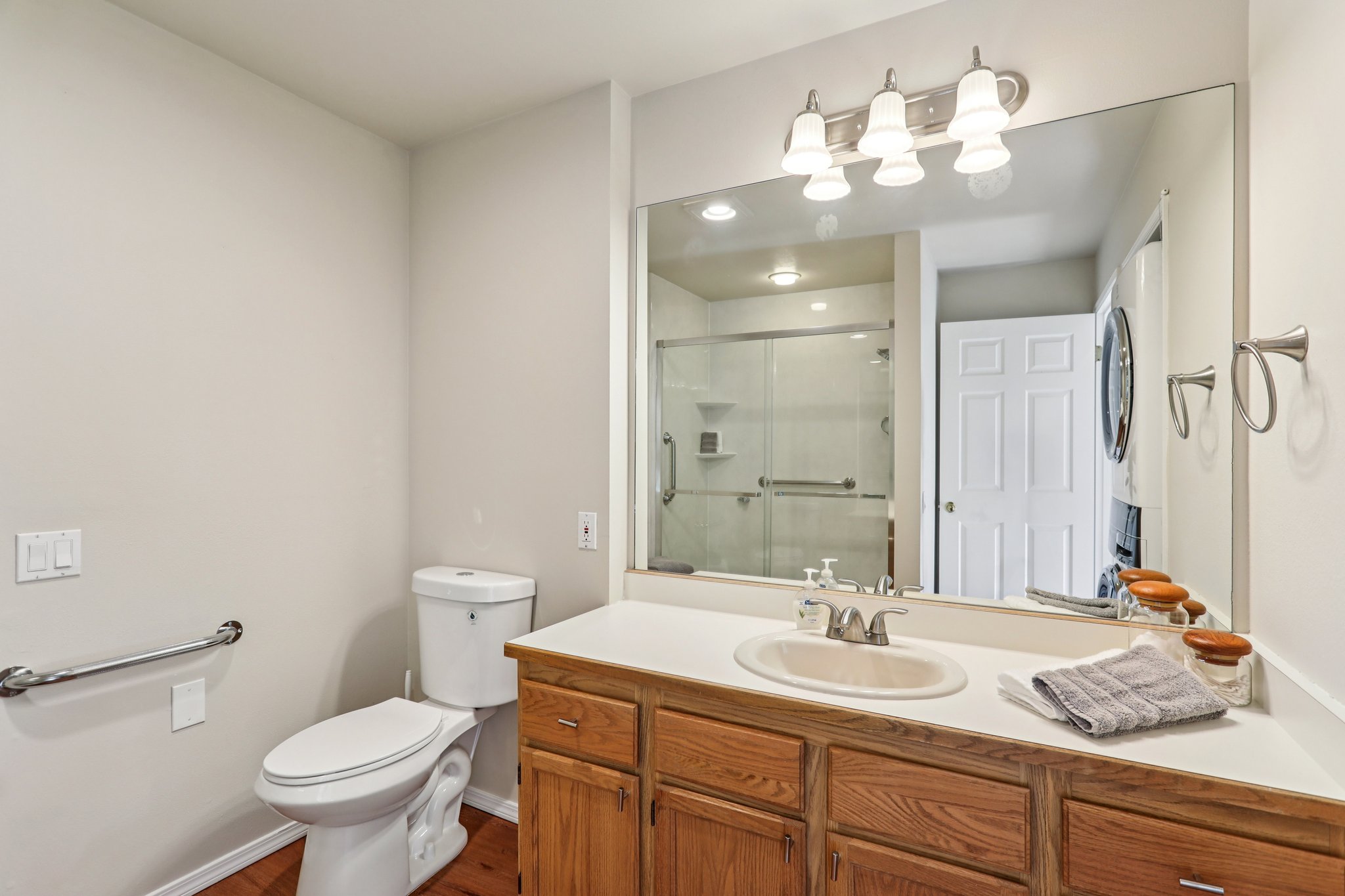 221st Pl-S0210-021.jpg