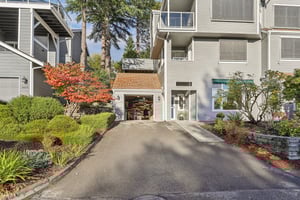 221st Pl-S0210-001.jpg