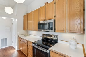 221st Pl-S0210-016.jpg